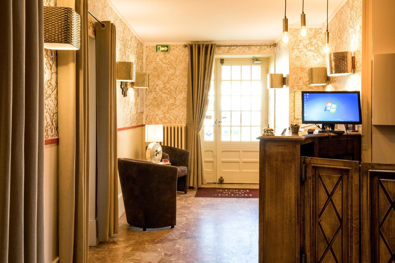 Logis Hotel Restaurant De La Poste Le Mele-sur-Sarthe Ngoại thất bức ảnh