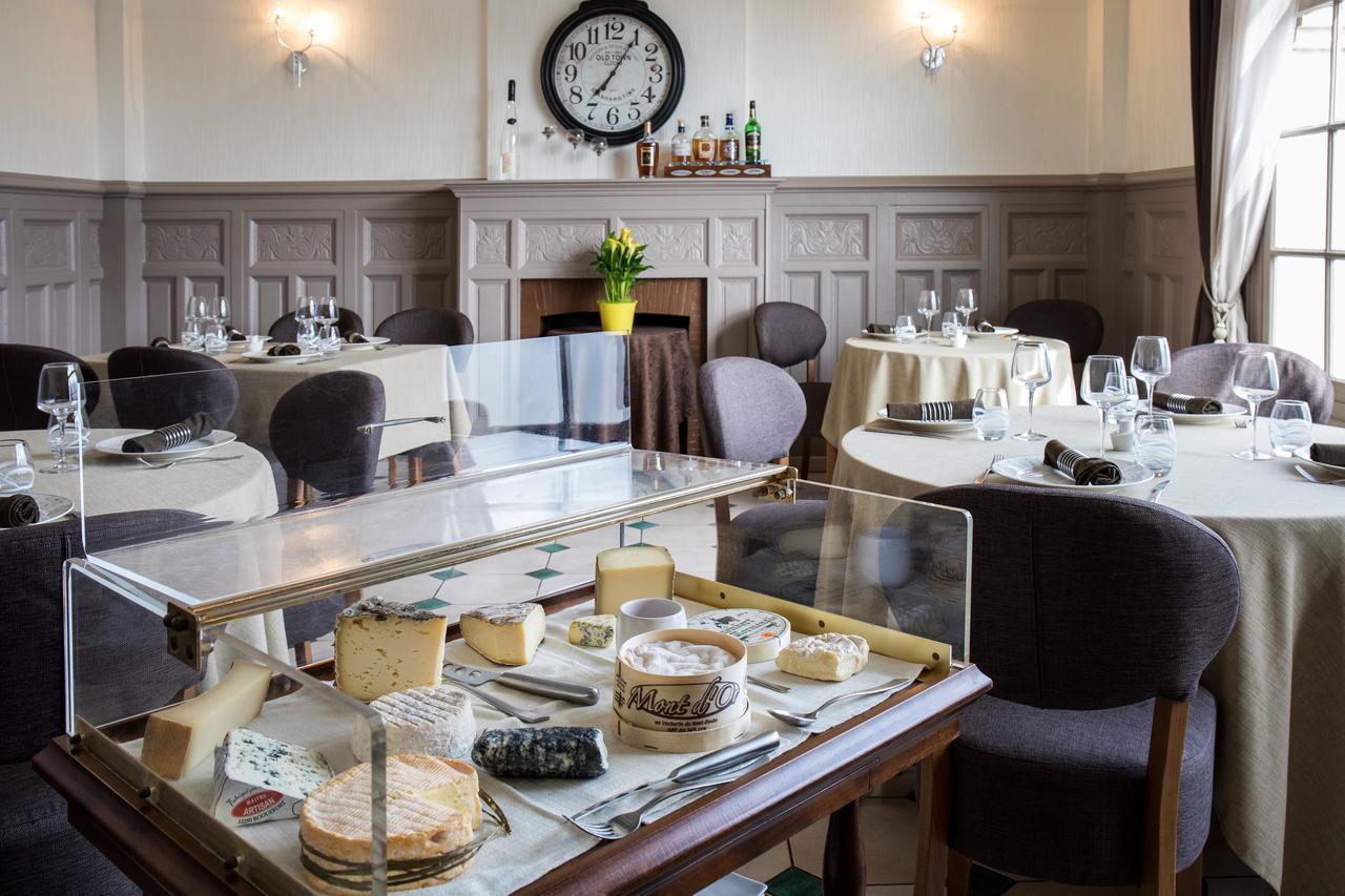 Logis Hotel Restaurant De La Poste Le Mele-sur-Sarthe Ngoại thất bức ảnh