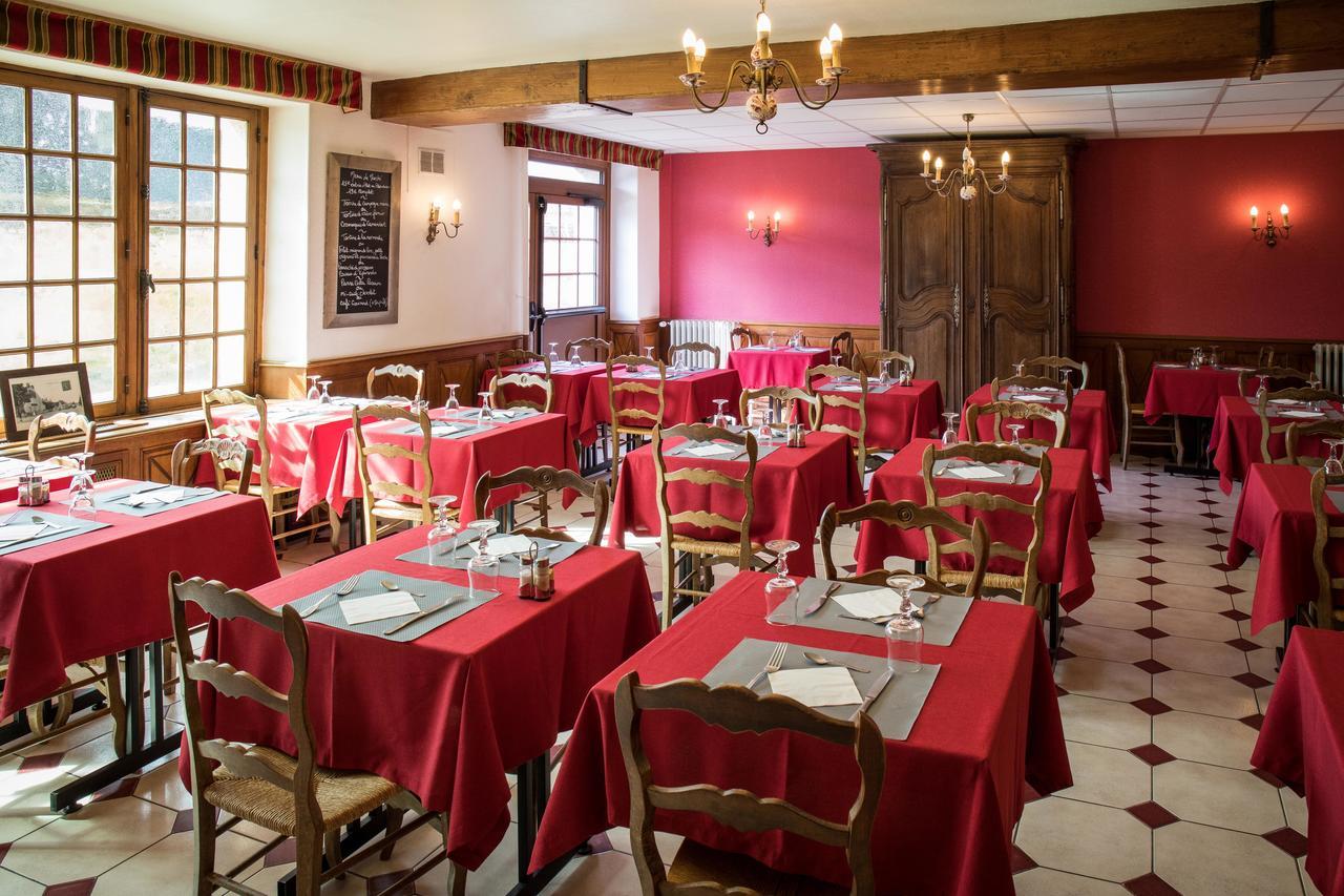 Logis Hotel Restaurant De La Poste Le Mele-sur-Sarthe Ngoại thất bức ảnh